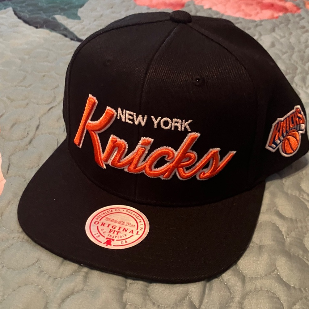 New York Knicks SnapBack gray brim